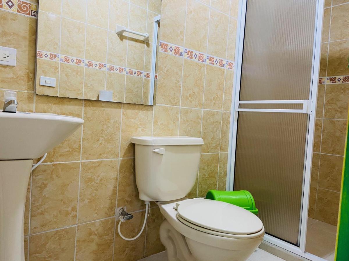 Casa Hostal Las Palmeras Guatapé 外观 照片