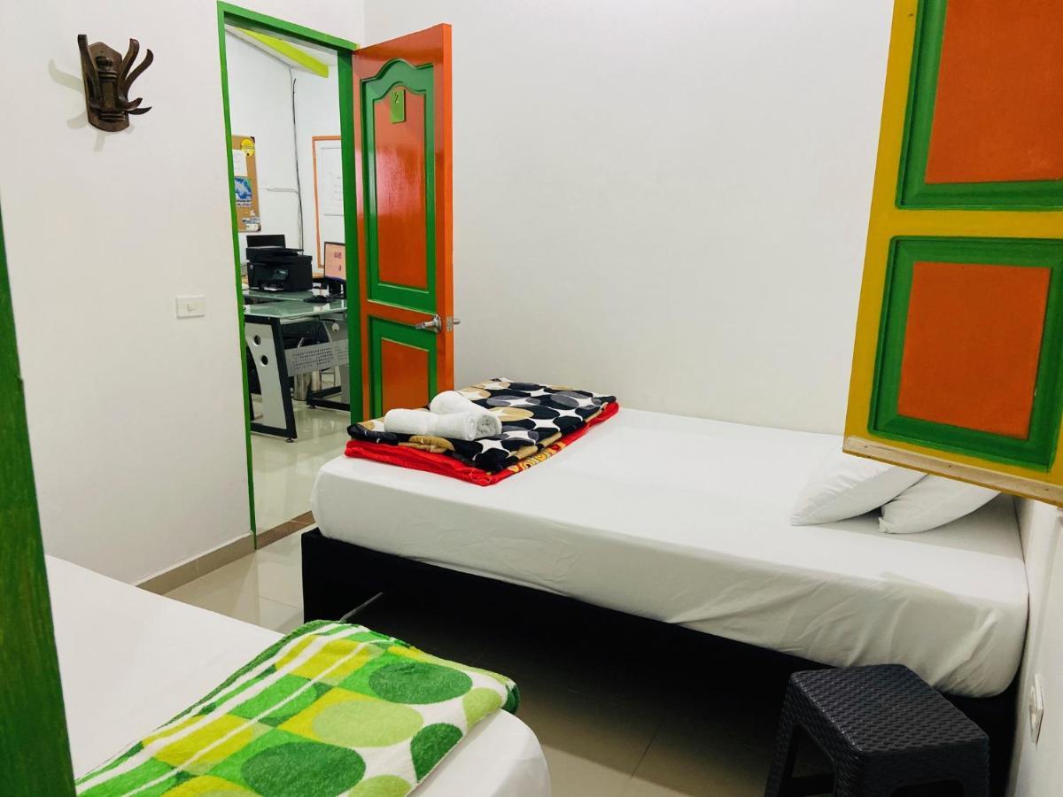 Casa Hostal Las Palmeras Guatapé 外观 照片